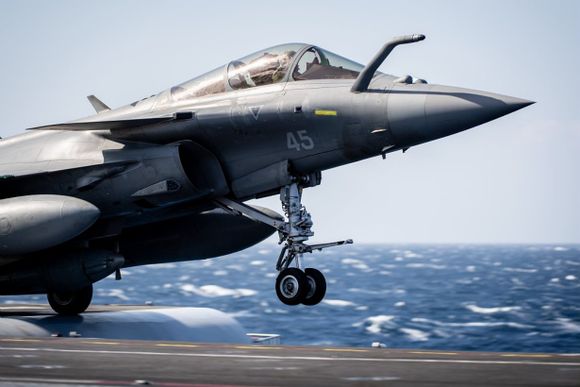 India and France Finalize $7.6 Billion Deal for 26 Rafale M Fighter Jets
