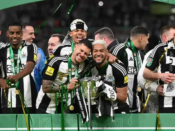 Newcastle dio el batacazo y se quedó con la Carabao Cup frente al Liverpool