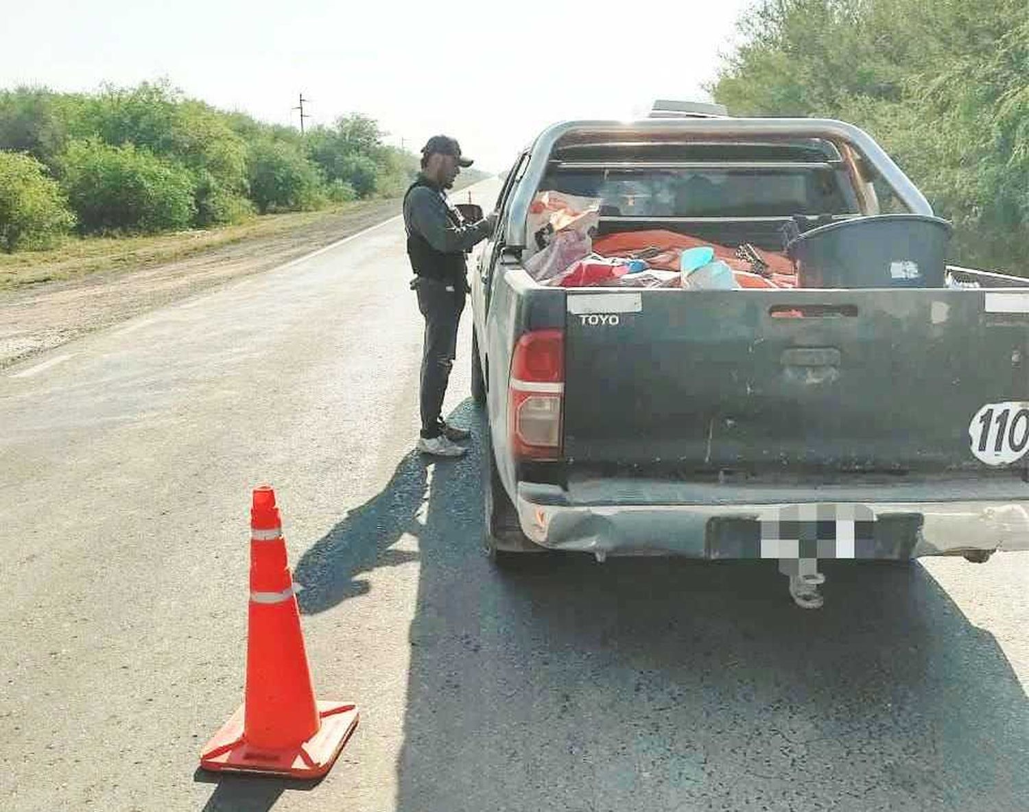 La Policía secuestró una camioneta y 
detuvieron a un hombre con marihuana