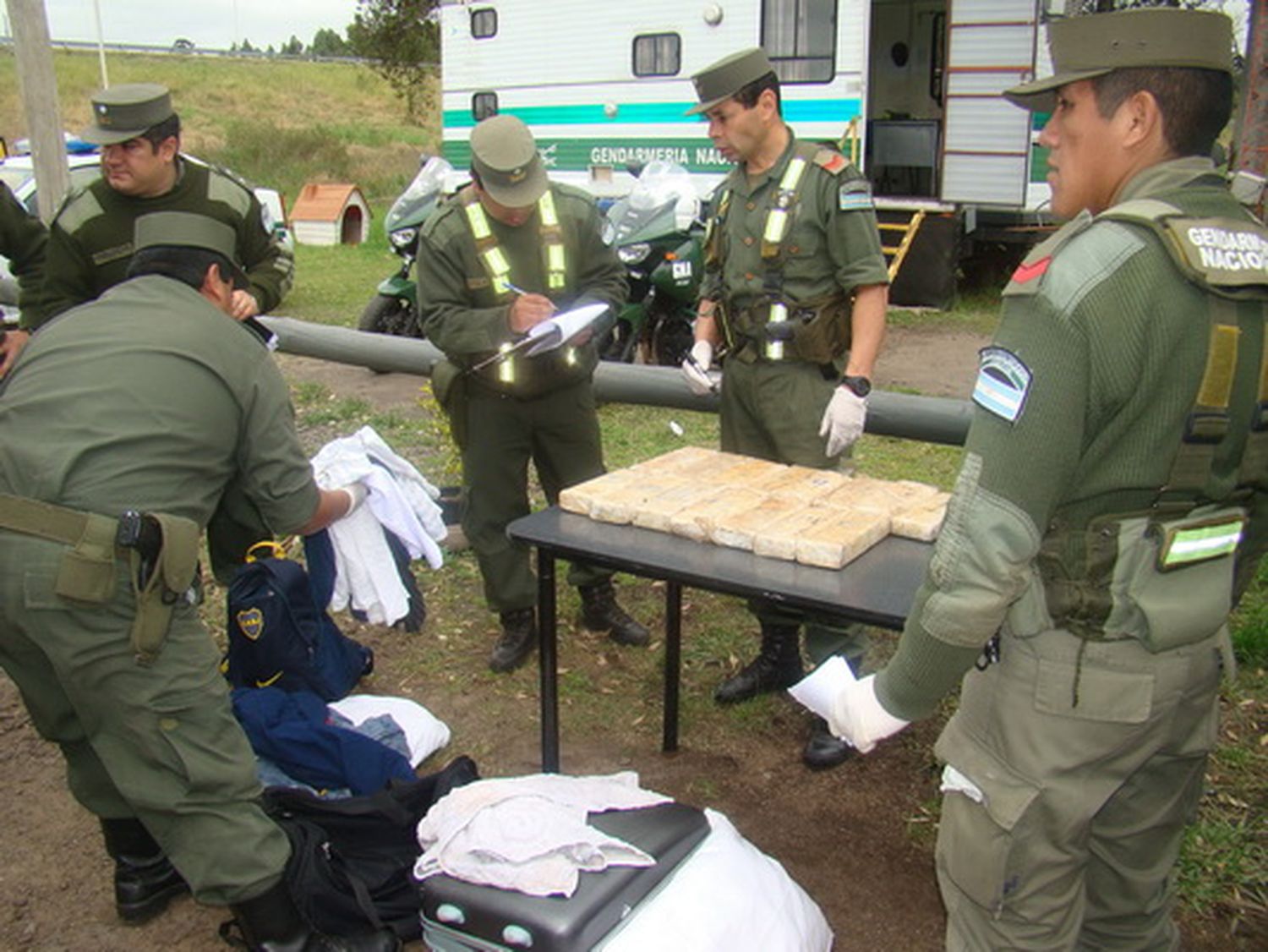 Gendarmería secuestró 195 kilos de marihuana 