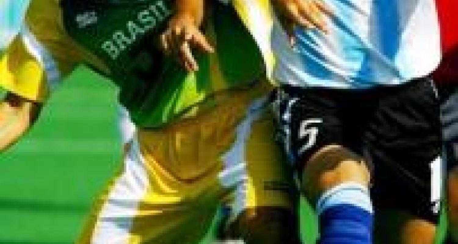 Con dos goles de Silvio Velo “Los Murciélagos” vencieron a Irán