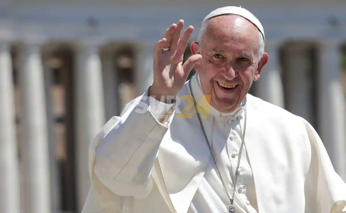 El papa Francisco jugó al metegol en la Audiencia General