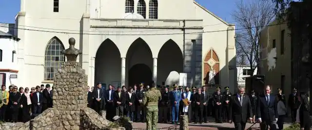 Bordet instó a superar antinomias estériles y a tener claros los valores de San Martín