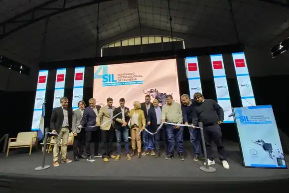 4to SIL: “Tenemos la oportunidad de trabajar unidos para revertir la difícil situación de la lechería nacional”