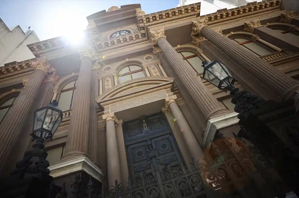 Los agentes del mercado ya proyectan un 2026 condicionado por las reformas económicas anunciadas por el gobierno de Javier Milei.