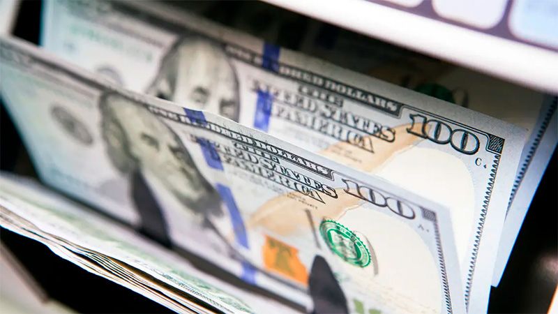 Dólar blue pegó un salto de 5 pesos y llegó a $164