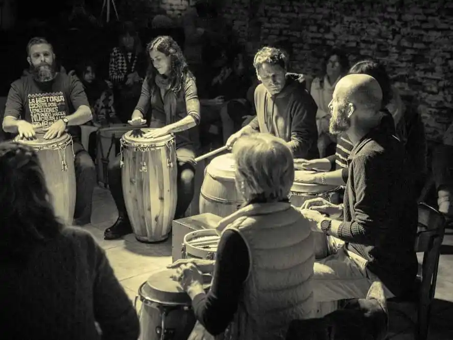 Musikeros hará una presentación de sus talleres de percusión en La Casona