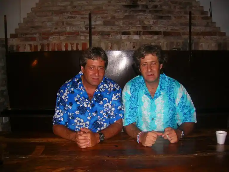 Eran mellizos y murieron por coronavirus con un día de diferencia