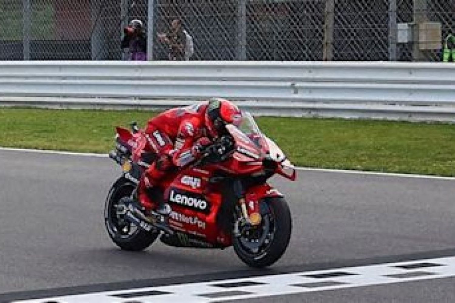 Bagnaia arrasó en Portugal