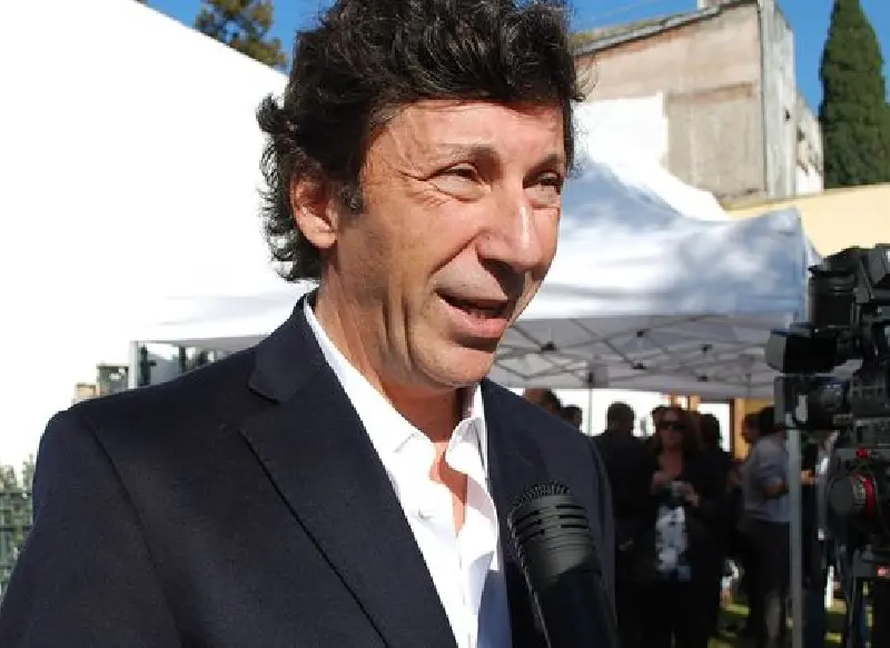 San Isidro: Piden indagar a Posse por supuesto fraude en un plan de viviendas nacional