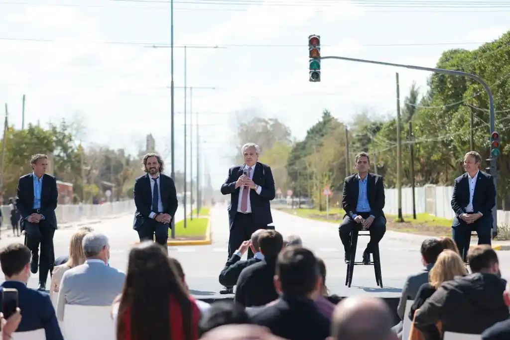Tras la derrota, el Gobierno impulsaría más subsidios y aumento de jubilaciones y asignaciones
