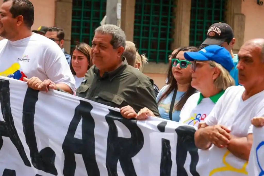 Pablo Zambrano denuncia «precarización laboral»: llama a la organización de los trabajadores