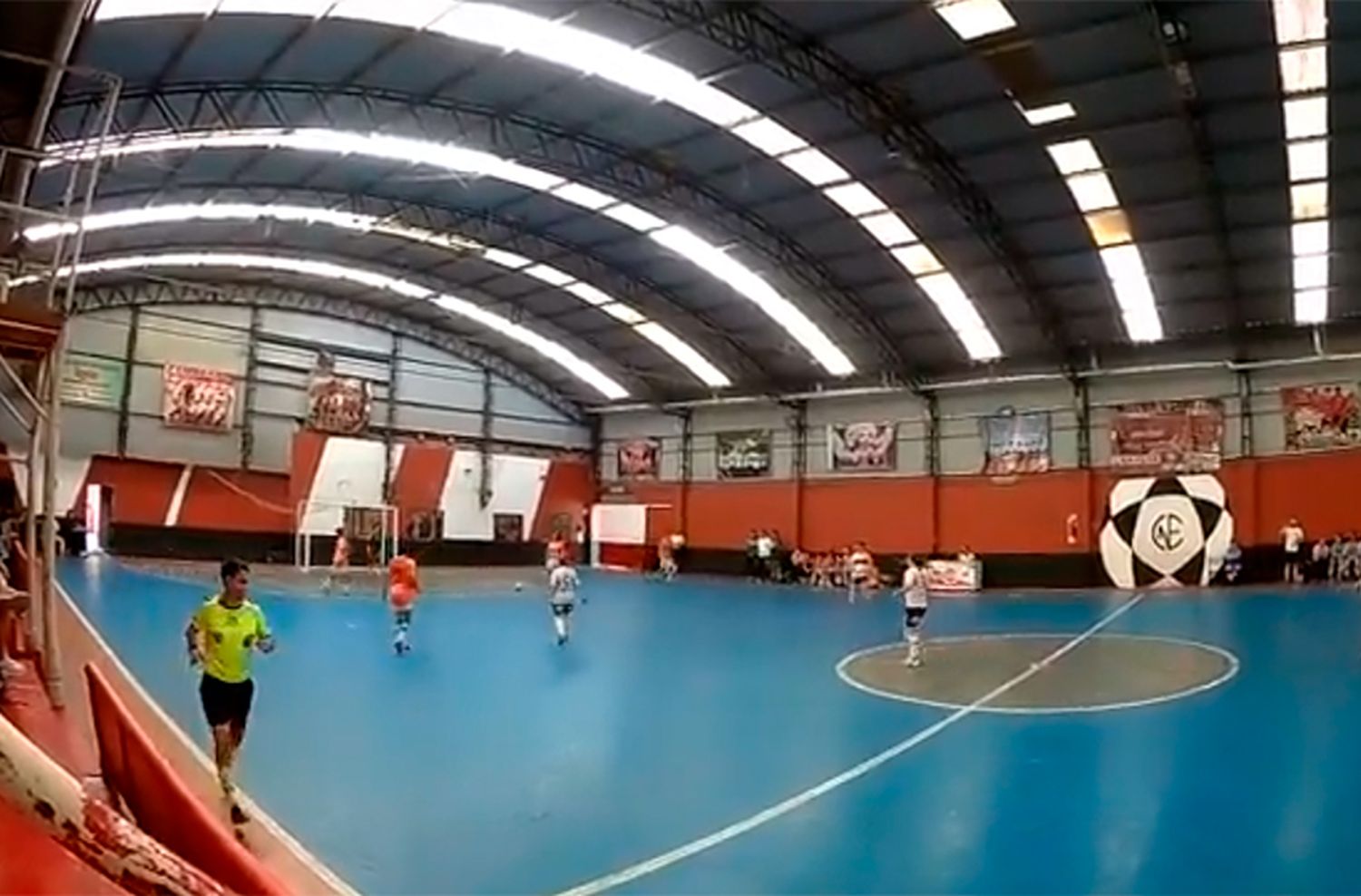 Vergonzosa actitud antideportiva de Banfield en el futsal femenino: se hizo cuatro goles en contra para beneficiarse en la siguiente fase