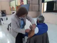 Aplican segunda dosis de Sputnik V