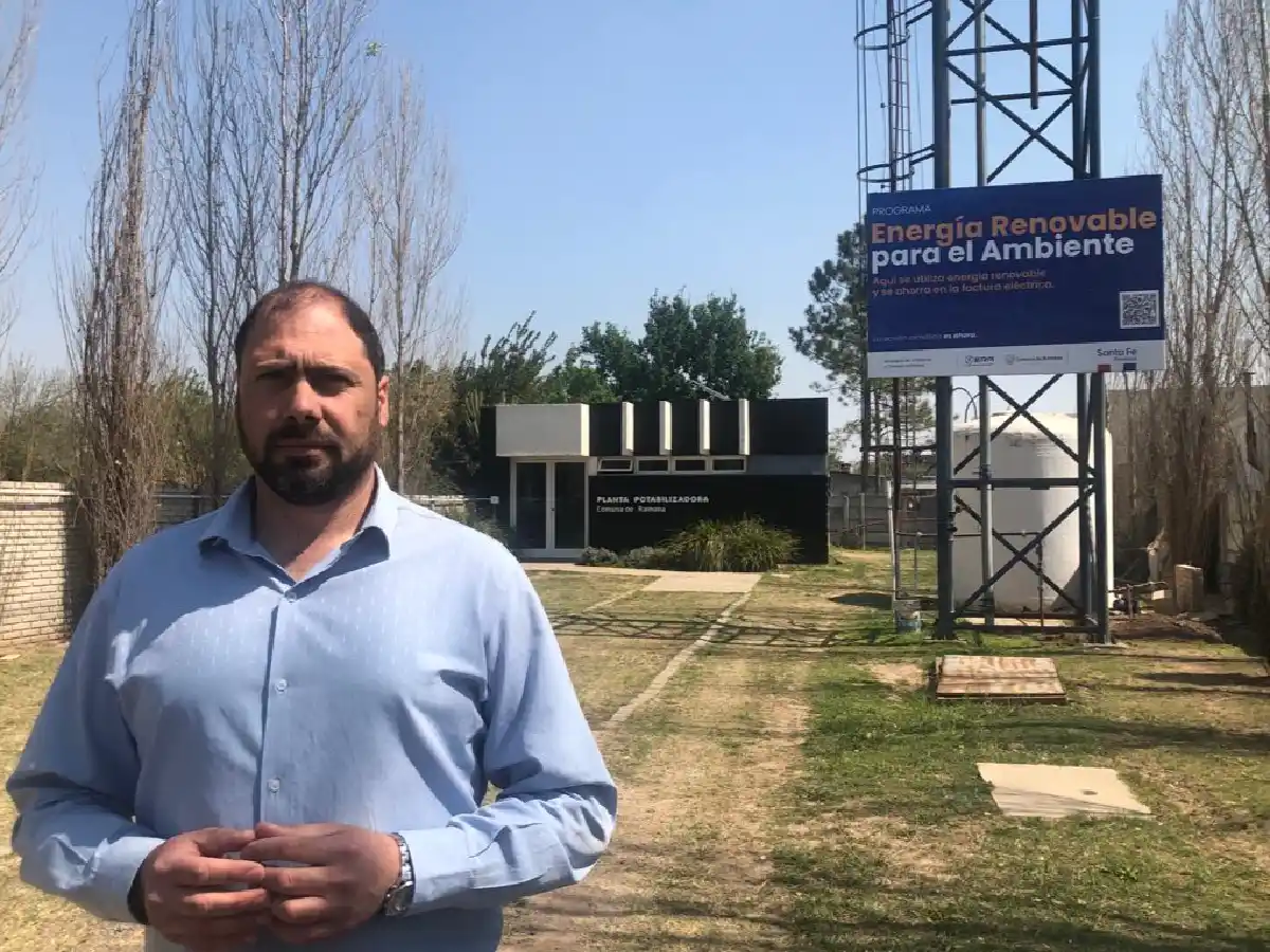 Ramona utiliza energía solar para generar de agua potable   