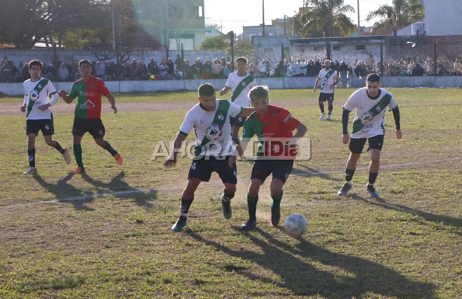 Juvenil del Norte frenó a Pueblo Nuevo y Black River se puso a tiro