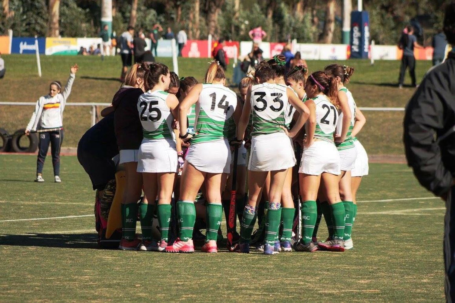 Uno por el título y el otro por la permanencia