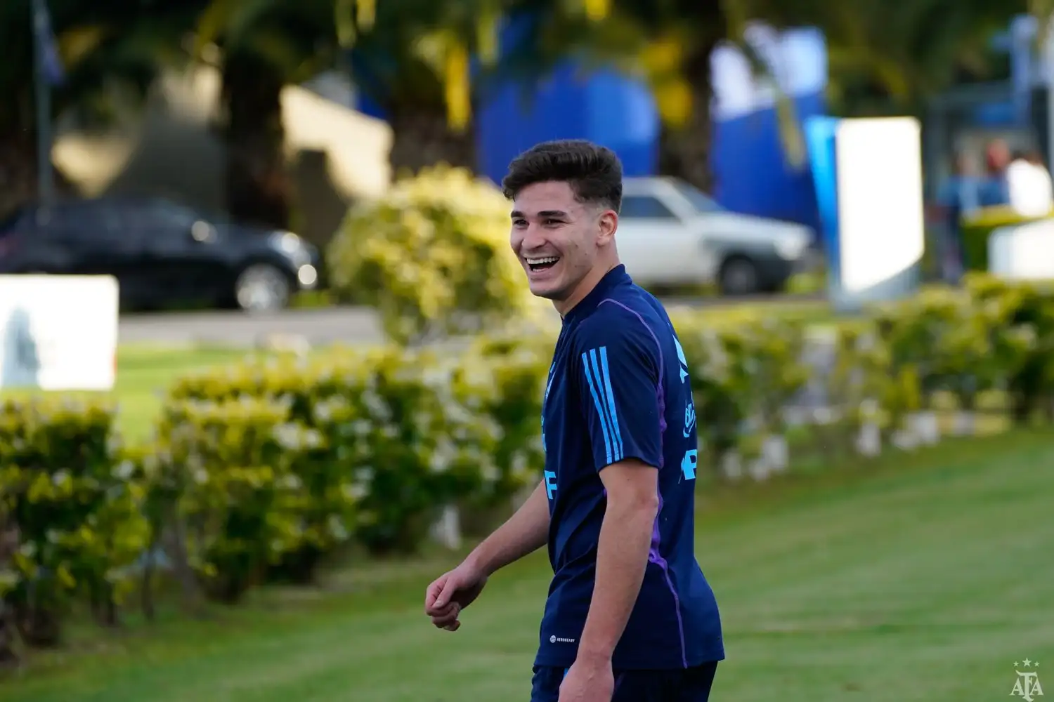 Julián Álvarez, en la práctica de ayer.