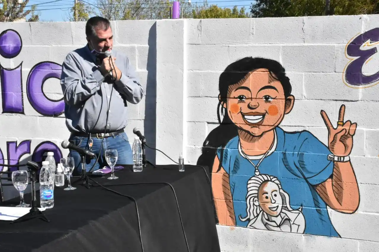Con la presencia del padre de Micaela García, taller sobre la ley que lleva el nombre de la víctima de femicidio