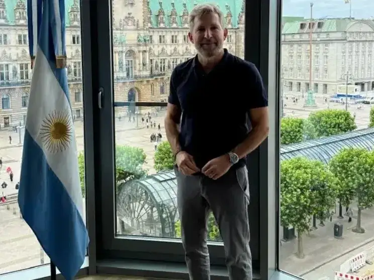 En su visita al Puerto de Hamburgo, el gobernador Frigerio impulsó la agenda exportadora y logística de Entre Ríos