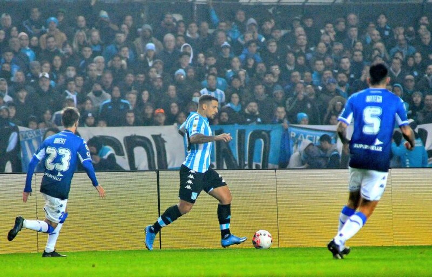 Racing recibe a Atlético Tucumán en Avellaneda y se juega un partido clave para la definición del campeonato