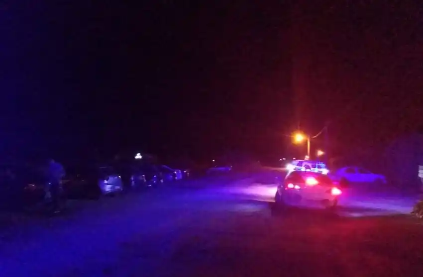 Al sur y al norte de Mar del Plata, fiestas clandestinas: desarticularon un cumpleaños en Chapadmalal