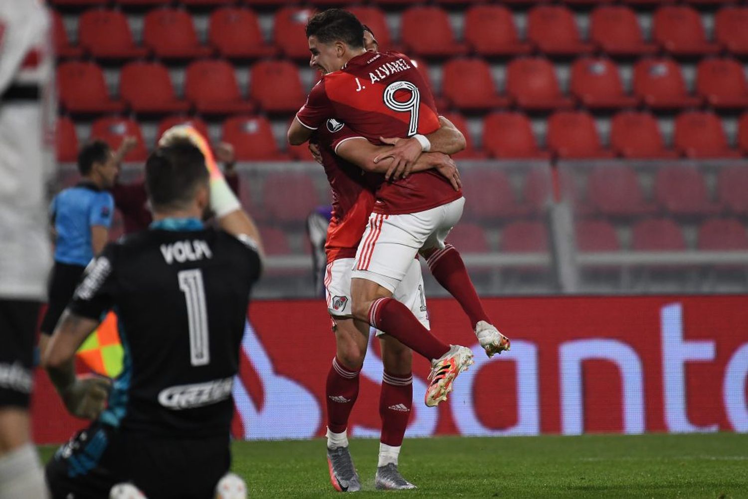 River superó a San Pablo y aseguró la clasificación