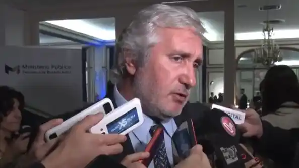 Conte Grand confirmó que disolverán fiscalía de Cartasegna y que evalúan un jury de enjuiciamiento