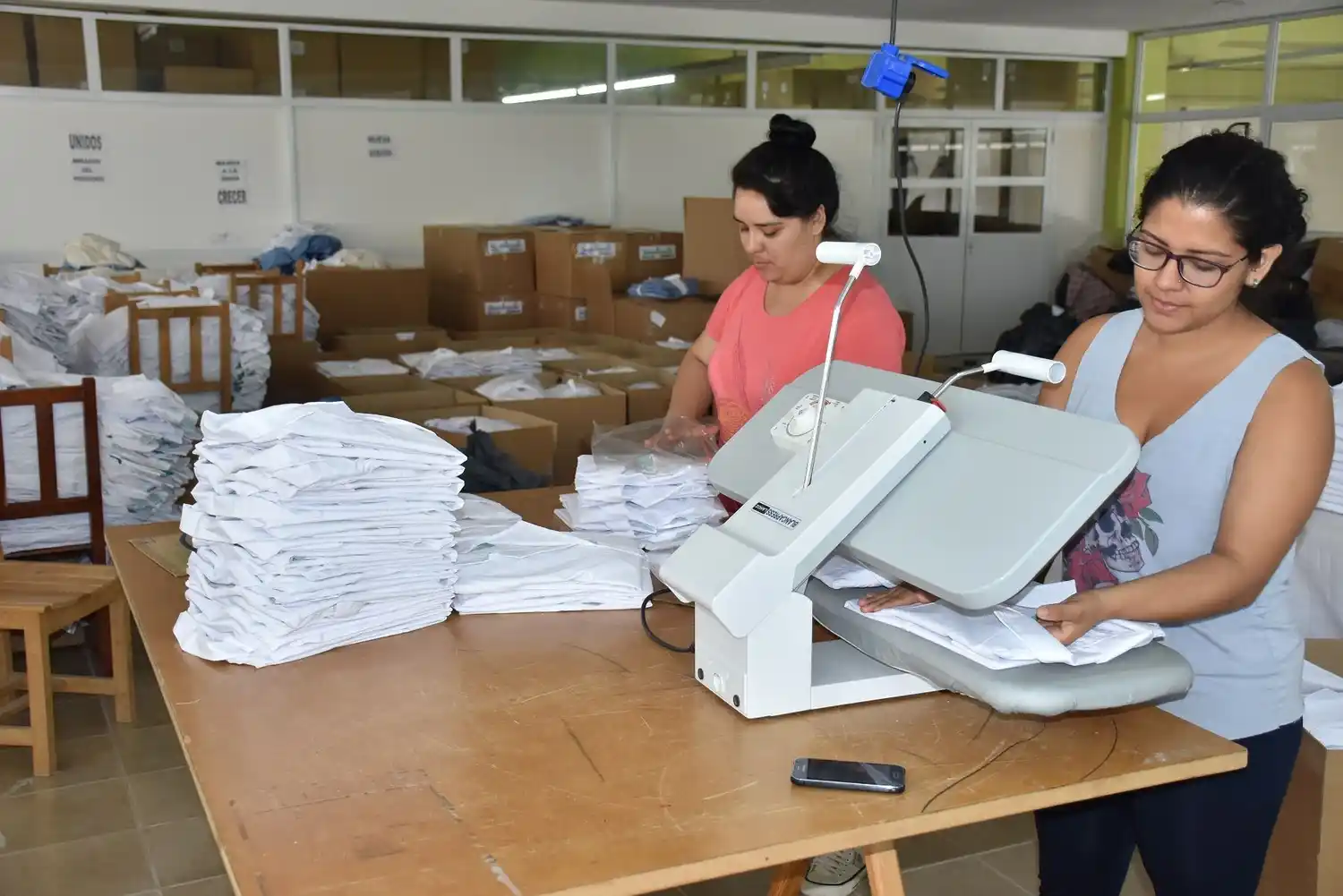 Fontex tiene listos los guardapolvos para 
ser entregados en el inicio del ciclo 2025