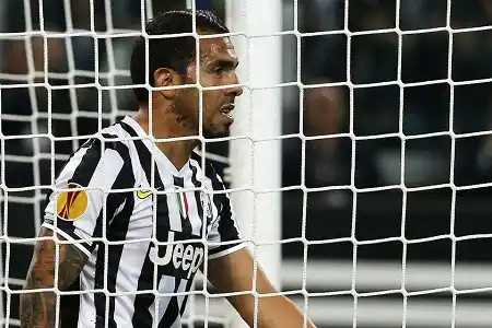 La Juventus de Tevez no pudo romper el cero y se quedó sin final