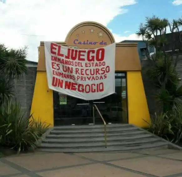 Trabajadores de casinos realizan un paro y denuncian intención de “privatización”
