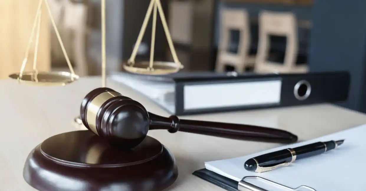 Ordenan devolver a una jubilada entrerriana el dinero descontado por Ganancias