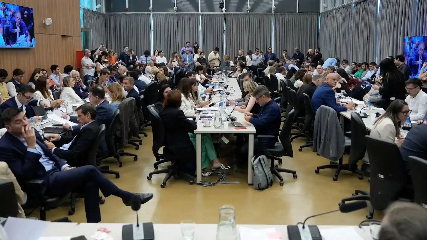 Plenario de las comisiones de Presupuesto y Legislación Penal. Foto Cámara de Diputados