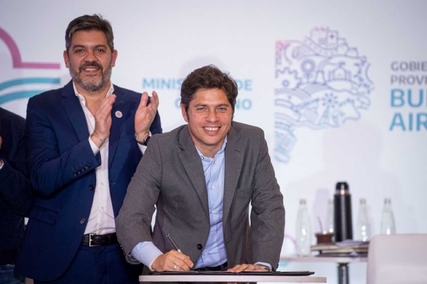 "El que grita e insulta es porque no tiene razón": La respuesta de Kicillof a Milei tras sus insultos