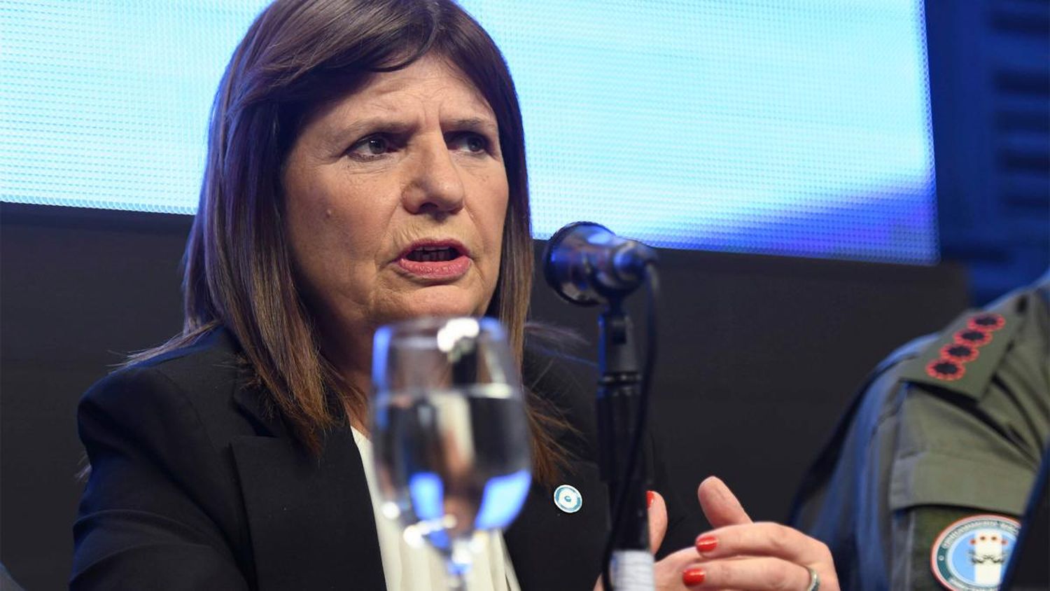 Bullrich garantizó el respaldo a quienes trabajen durante el paro: "Hay un protocolo"