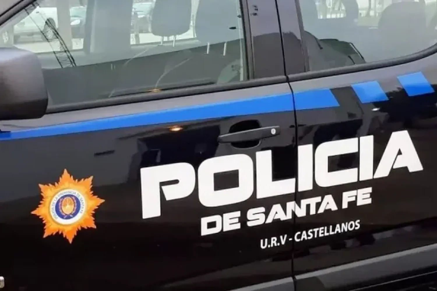 El procedimiento se realizó en una casilla de “El Eucaliptal”, donde se incautaron estupefacientes, un arma de fuego y municiones.