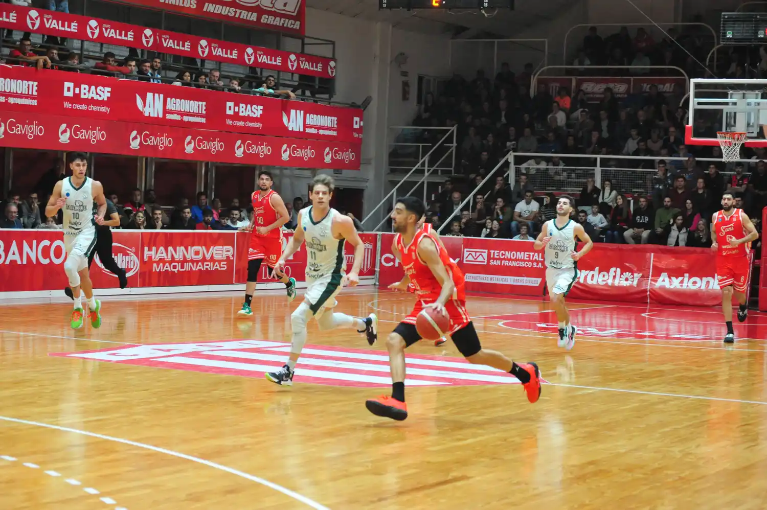 Manuel Lambrisca es una de las piezas claves de San Isidro.