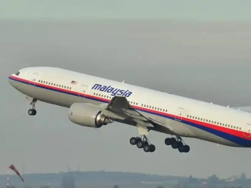Malasia retoma la búsqueda del avión desaparecido en 2014