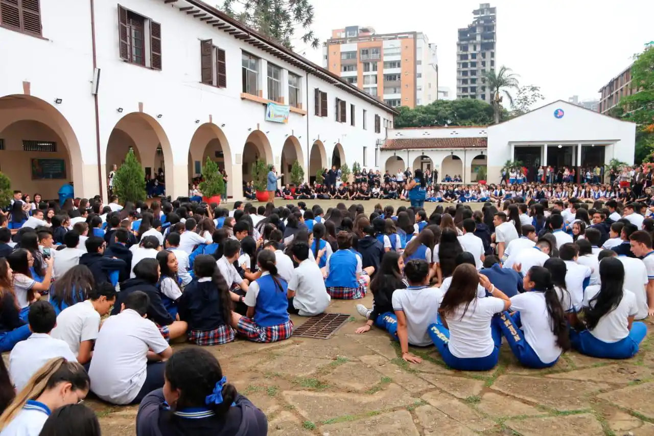 Miles de estudiantes venezolanos sin el permiso de protección temporal en Bucaramanga