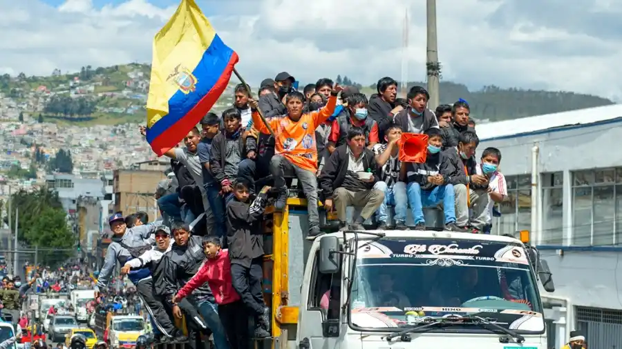 Los piquetes aíslan a Quito, y pidieron diálogo con el gobierno