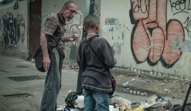 MUEREN DE HAMBRE: 336 salarios mínimos al mes necesitan en el Zulia para adquirir alimentos