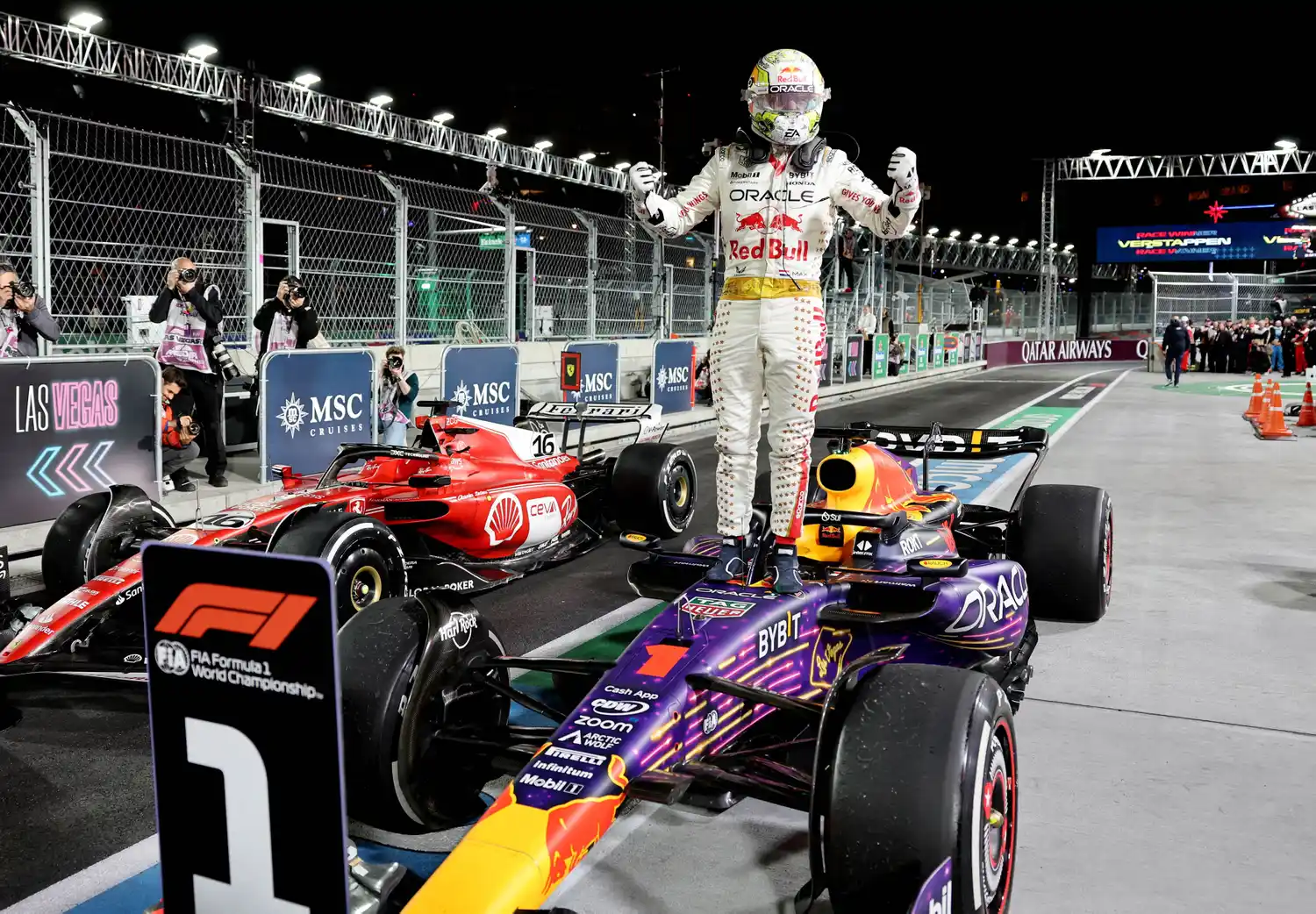 Verstappen alcanzó las 18 victorias en el año
