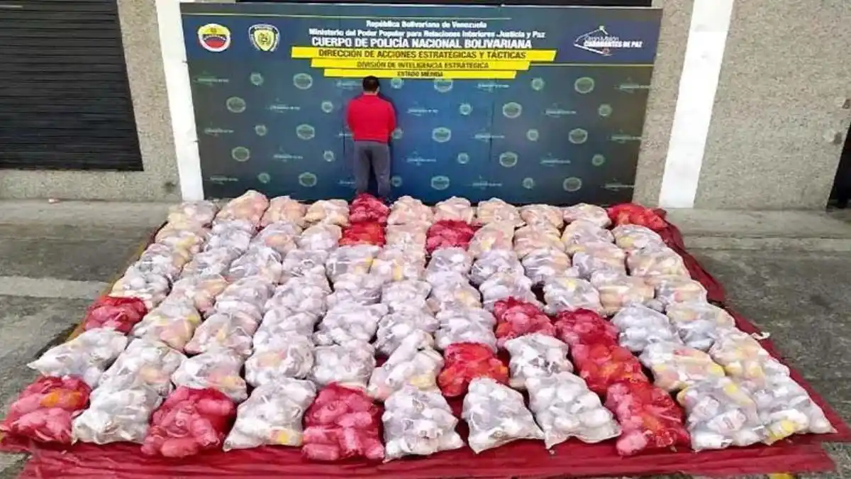 Llevaba un contrabando de casi 3 toneladas de pollo de PDVAL Mérida: ESTÁ PRESO POR CORRUPCIÓN