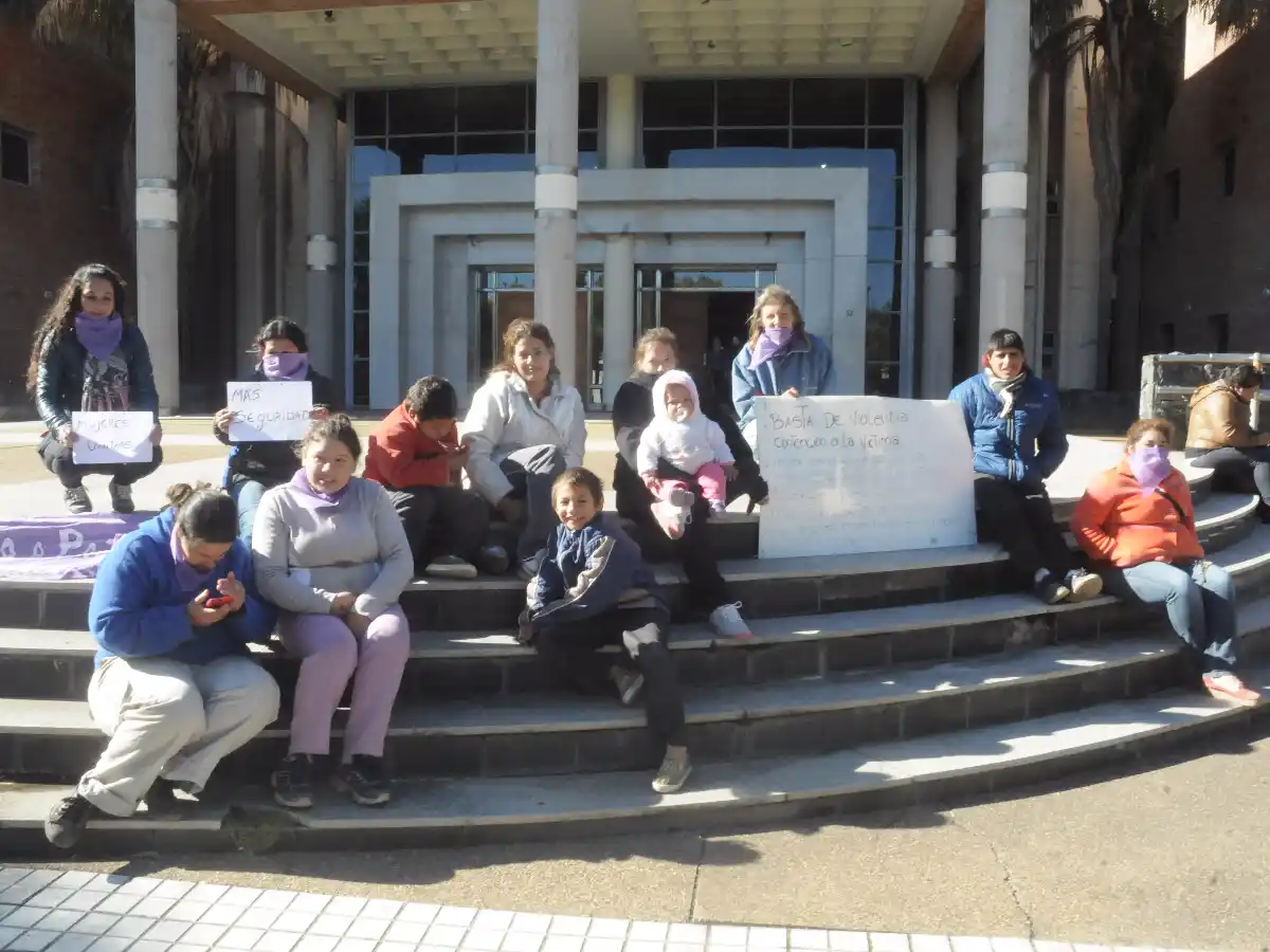 Desde comedores comunitarios piden acciones hacia víctimas de violencia de género 