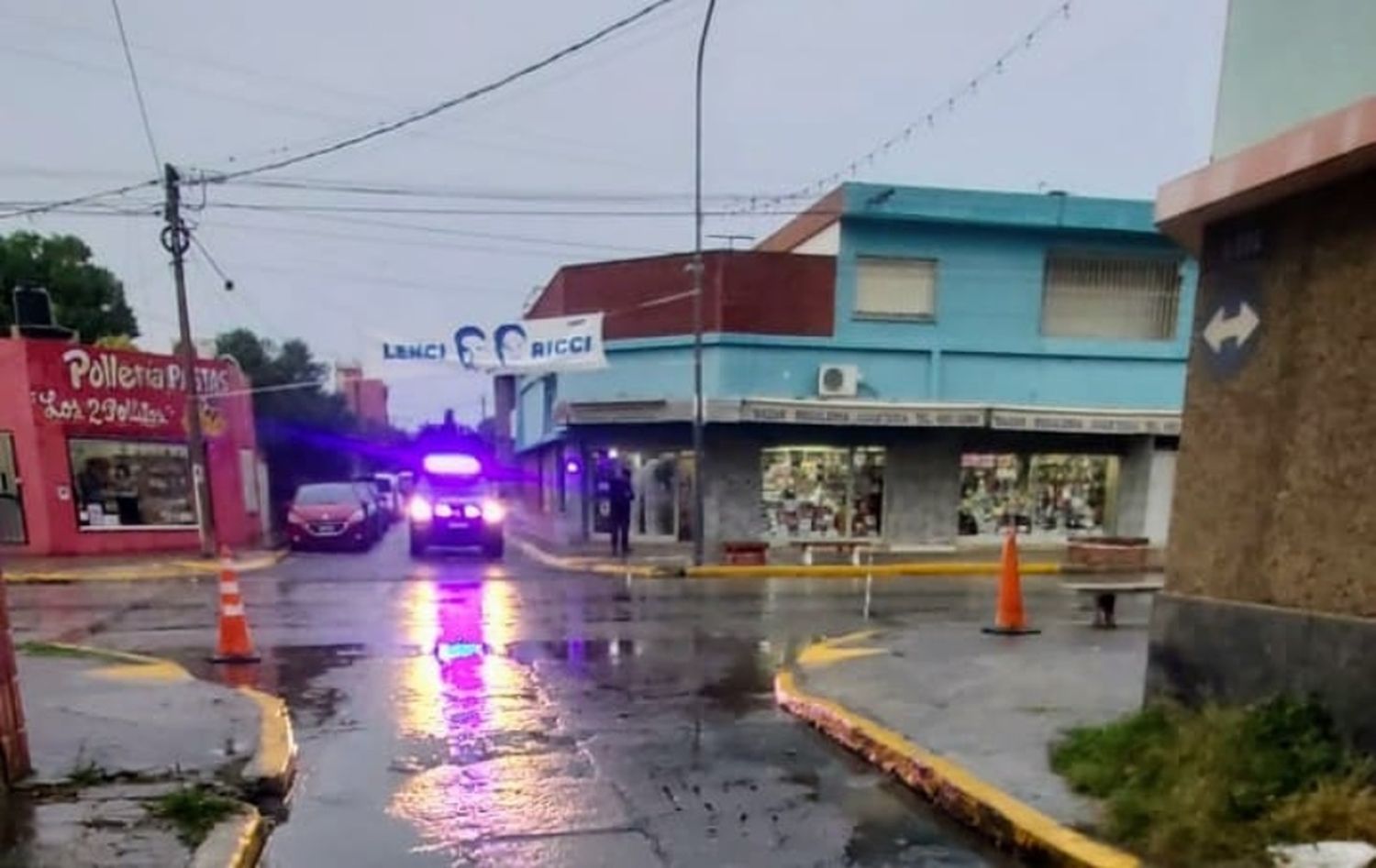 Balearon un local comercial en plena tarde en V. G. Gálvez