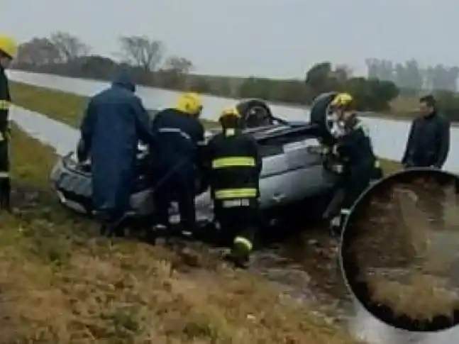 Una familia volcó en la Autovía 14 durante las intensas lluvias en Entre Ríos