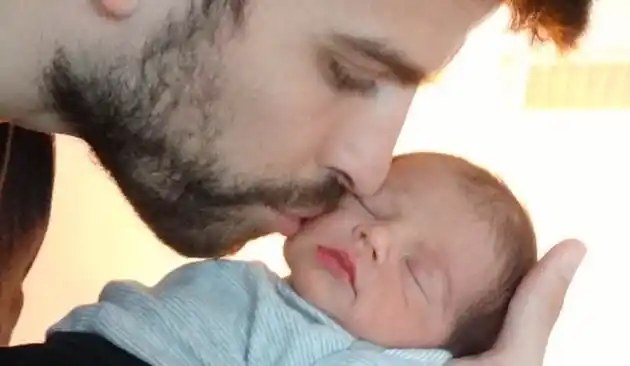 Shakira presentó a su bebé