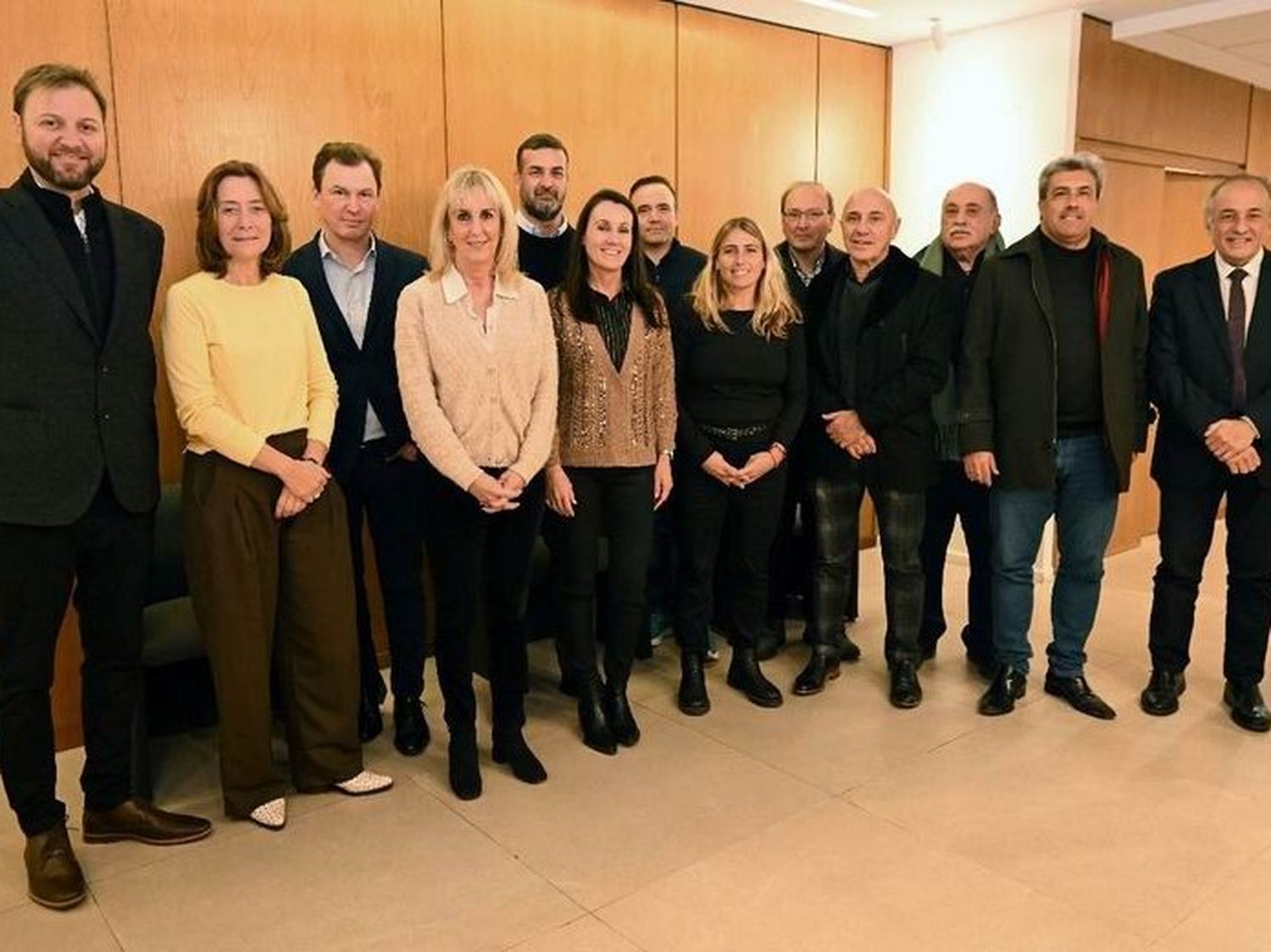Adira renovó su conducción