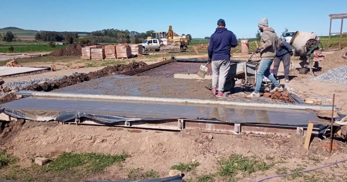 Casa Propia. Se construyen ocho viviendas en San Manuel