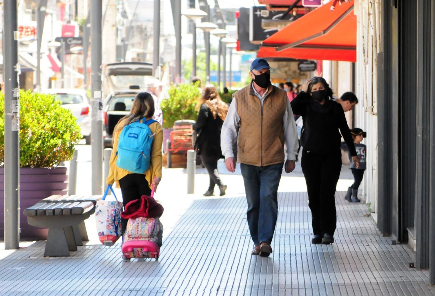 El Municipio anunció nuevas restricciones y límites a la circulación a partir de las 18